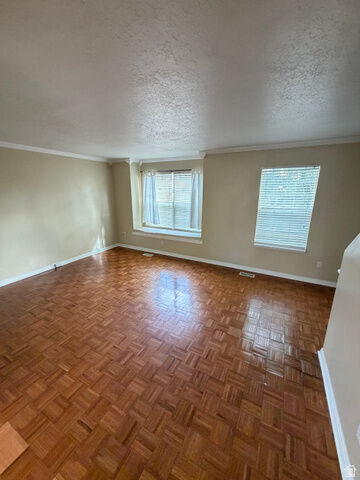 Property Photo: 347 E 500 S UT 84015