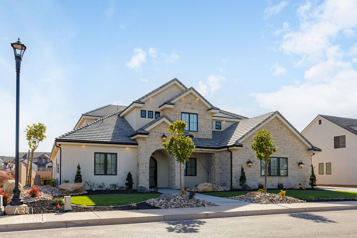 Property Photo:  2934 E Seegmiller Dr  UT 84790 