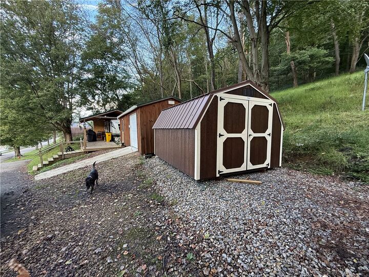 Property Photo:  873 McKinley St  PA 15923 