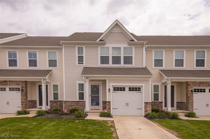 Property Photo:  1165 Meadow Run  OH 44321 