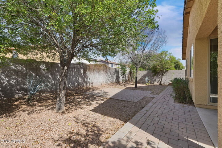 Property Photo:  10032 W Watkins Street  AZ 85353 