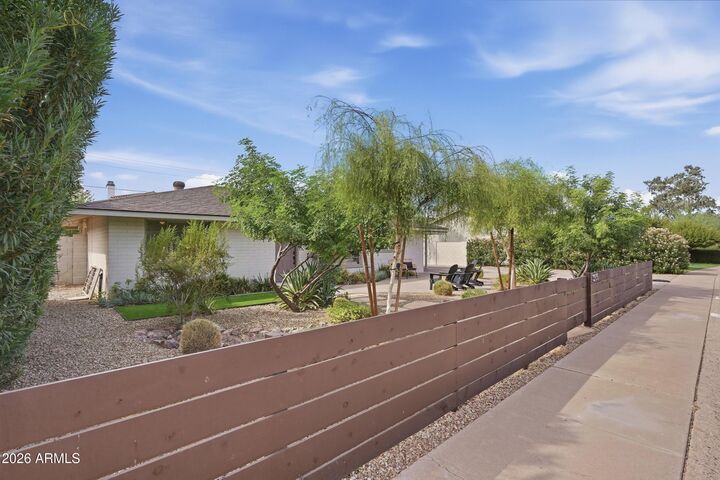 Property Photo:  3935 E Whitton Avenue  AZ 85018 