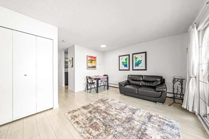Property Photo: 707 Eighth Street 313 BC V3M 3S6