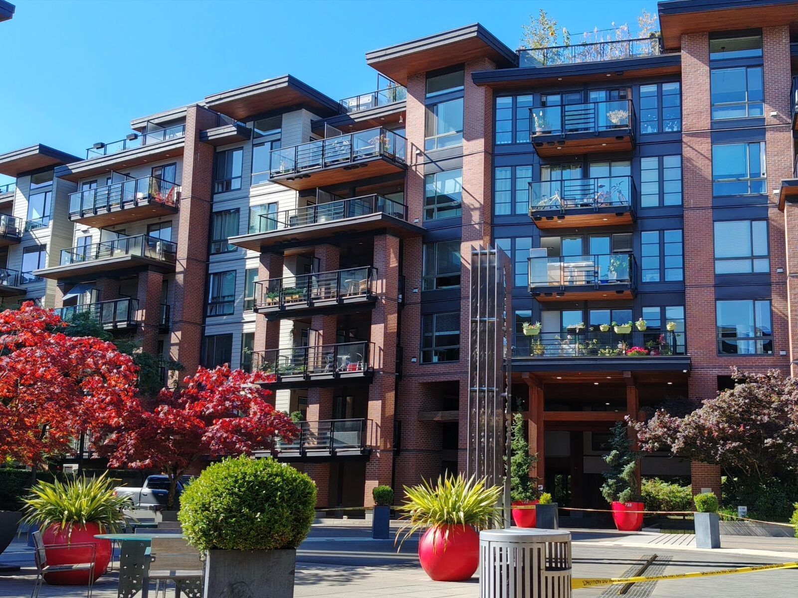 Property Photo: 723 W 3rd Street 226 BC V7M 0E4