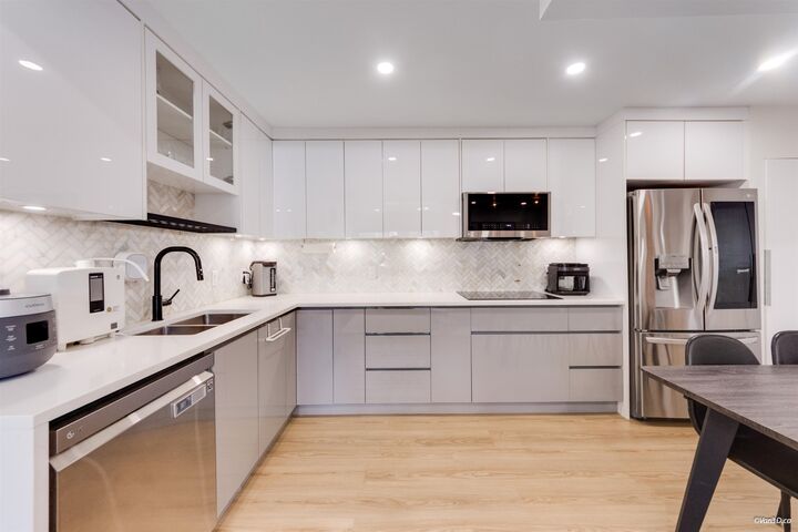 Property Photo:  3433 E 49th Avenue 66  BC V5S 1M1 