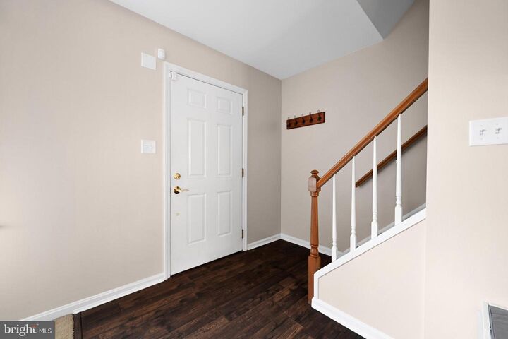 Property Photo: 113 Laurie Lane PA 17543