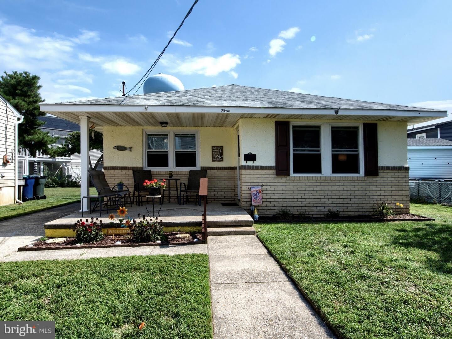 Property Photo:  3 Girard Place  NJ 08203 
