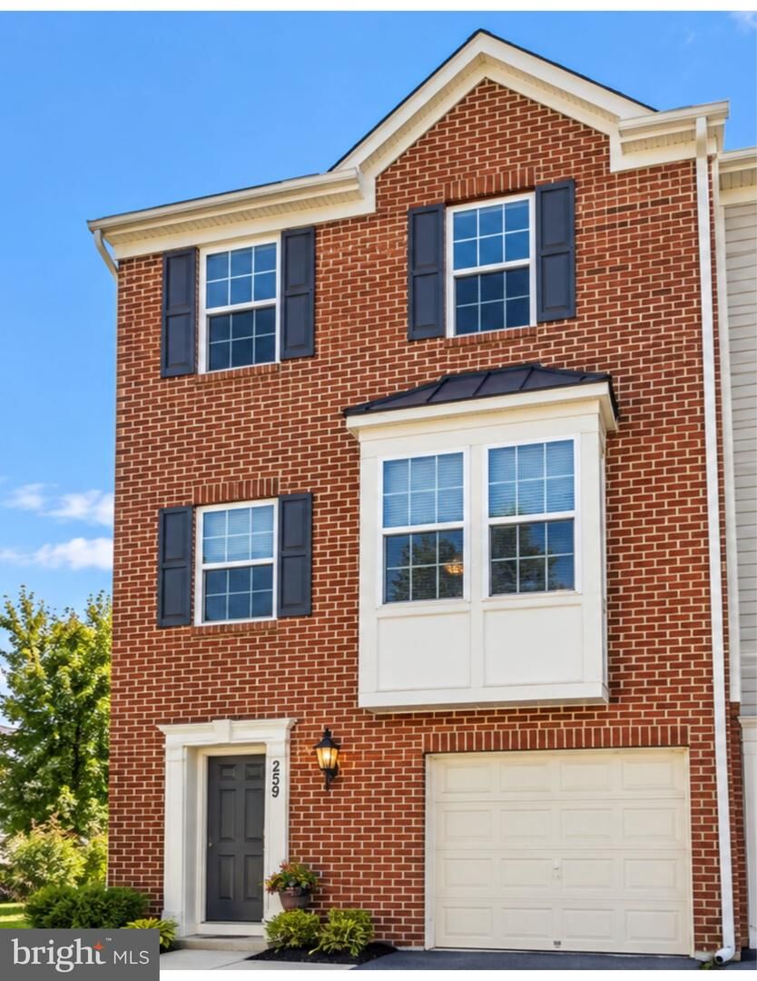 Property Photo: 255 Woodstream Boulevard VA 22556