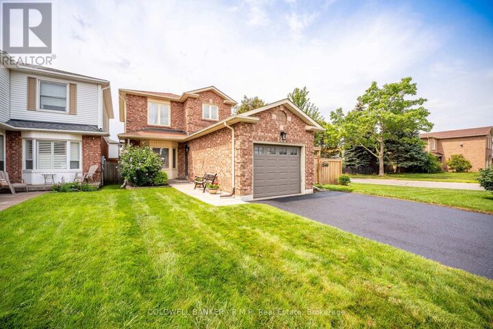 Property Photo: 141 Poolton Crescent ON L1E 2H6