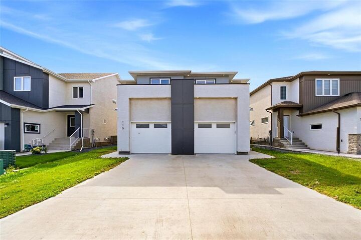 Property Photo:  118 Red Pine Drive  MB R4A 5A4 