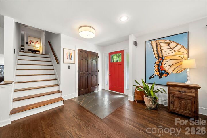 Property Photo:  1206 Hollow Tree Court  NC 28226 