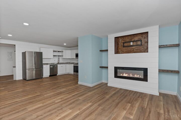 Property Photo:  7433 Brookfield Place  OH 45171 
