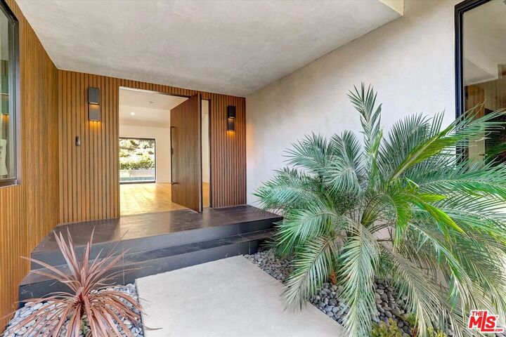 Property Photo:  3855 Corbin Ave  CA 91356 