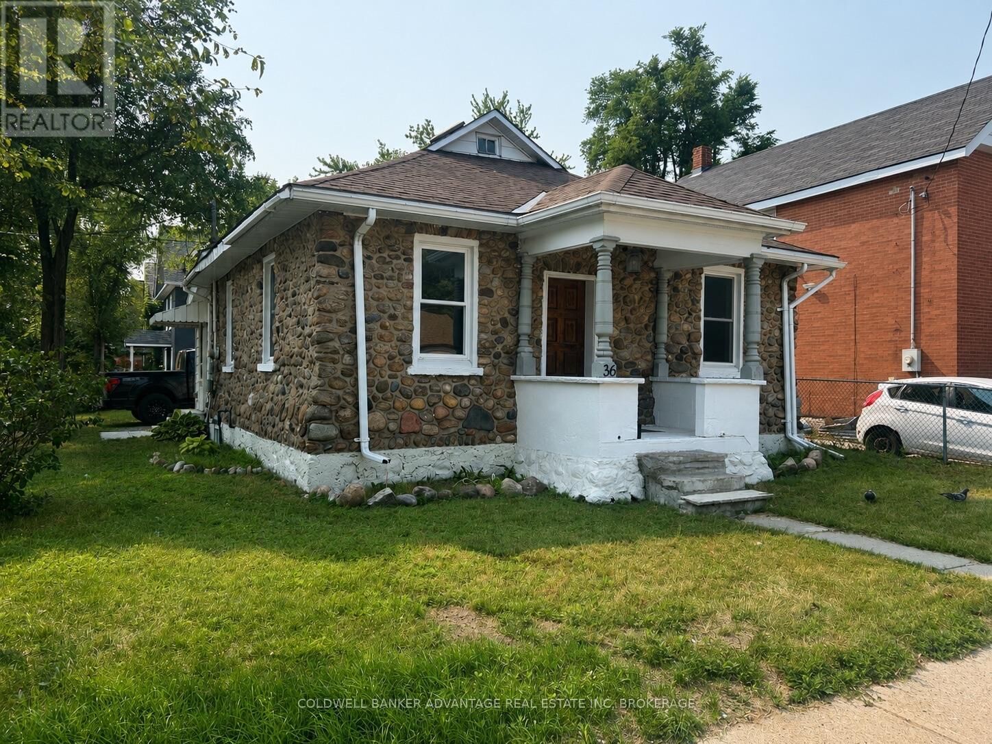Property Photo:  36 Sanford Street  ON L4N 3C2 