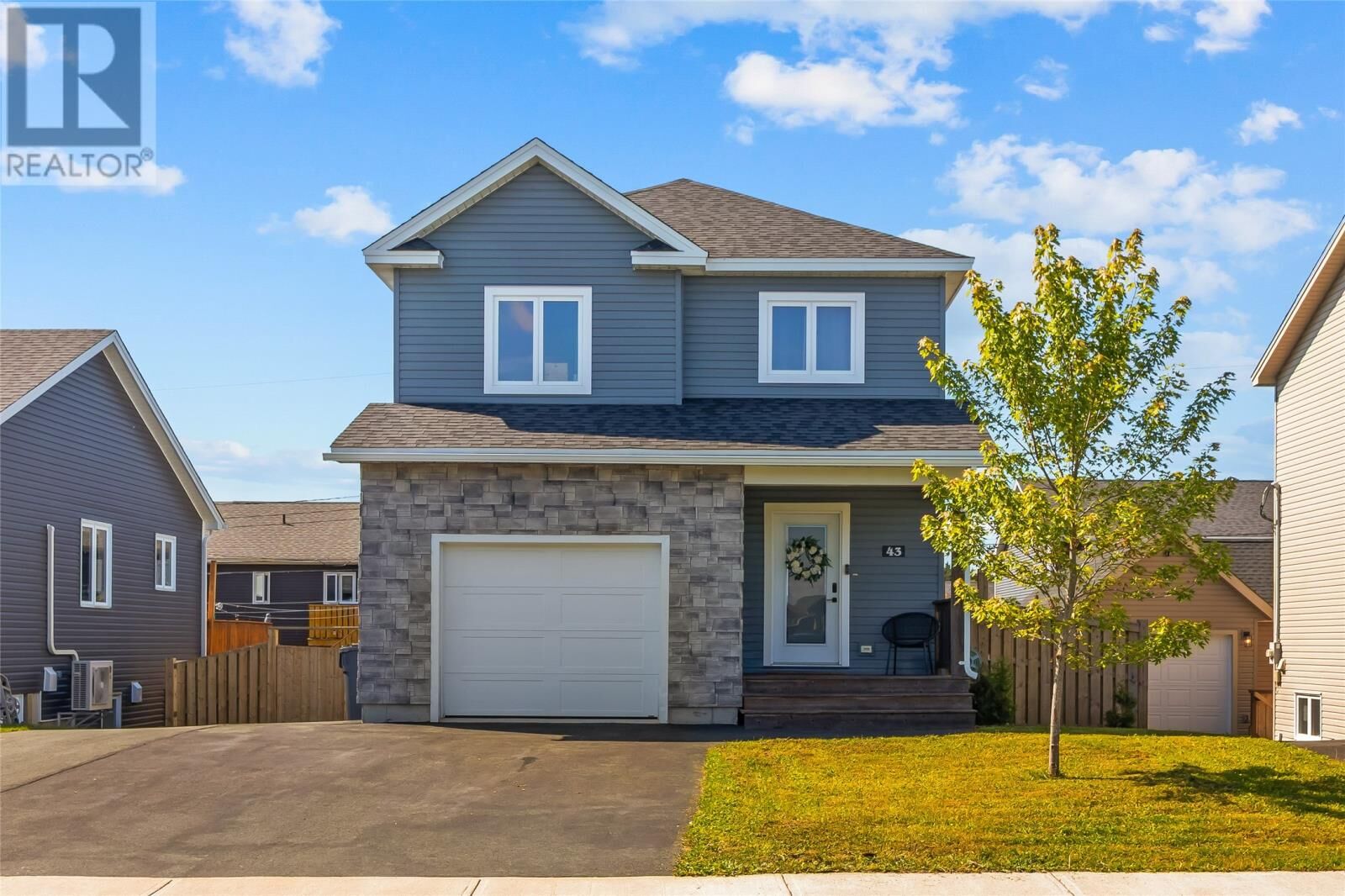 Property Photo:  43 Challenger Crescent  NL A1L 4B9 