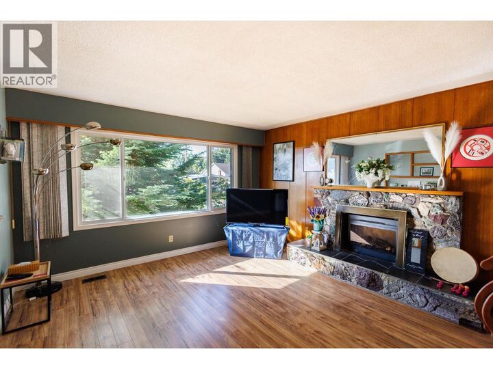Property Photo: 4726 Soucie Avenue BC V8G 2G1