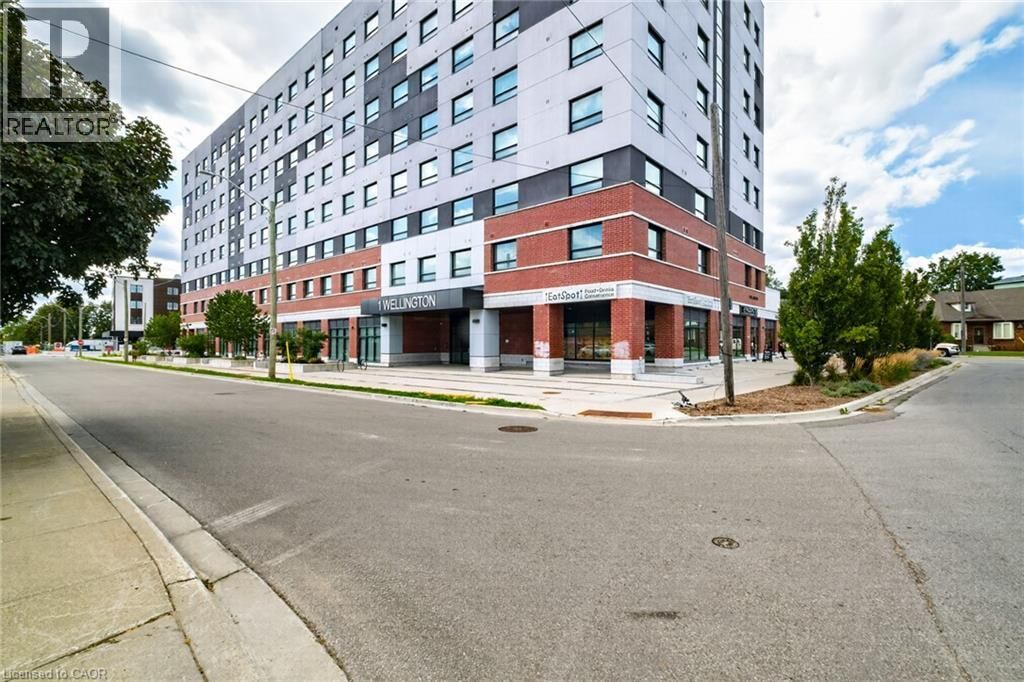 Property Photo: 1 Wellington Street 519 ON N3T 2L3