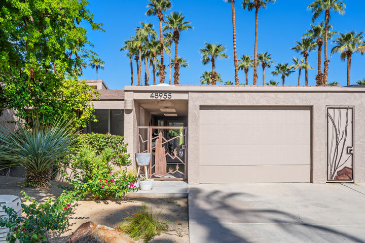 Property Photo: 48955 Mariposa Drive CA 92260
