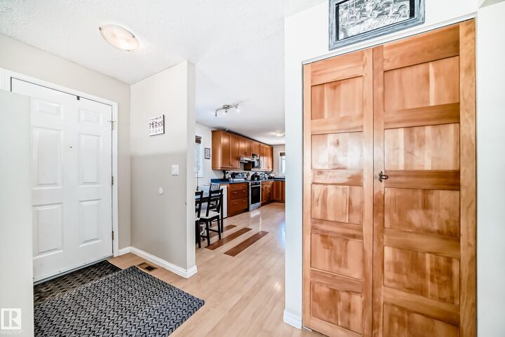 Property Photo: 45 Oatway Drive AB T7Z 1G5