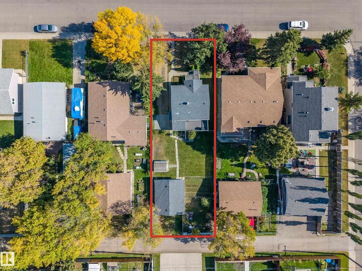 Property Photo:  9912 154 Street NW  AB T5P 2G7 