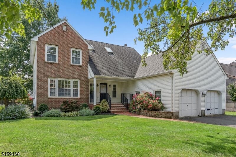 Property Photo:  806 Ten Eyck Ct  NJ 08844 