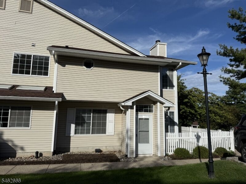 Property Photo:  79 Academy Court Ondo 79  NJ 07921 