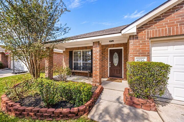 Property Photo: 8726 Sorrel Meadows Drive TX 77375