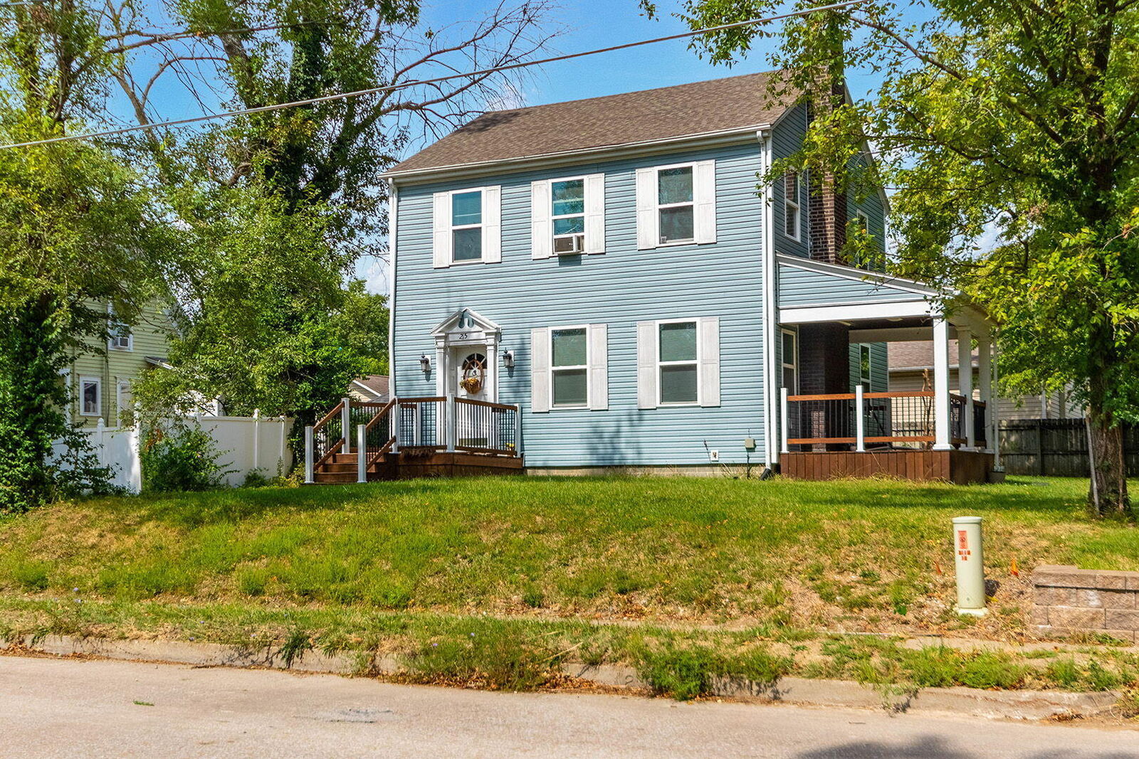 Property Photo:  215 W Boulevard Street  MO 65265 