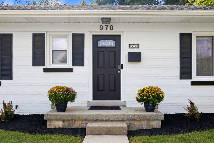 Property Photo:  970 Wolf Run Drive  KY 40504 