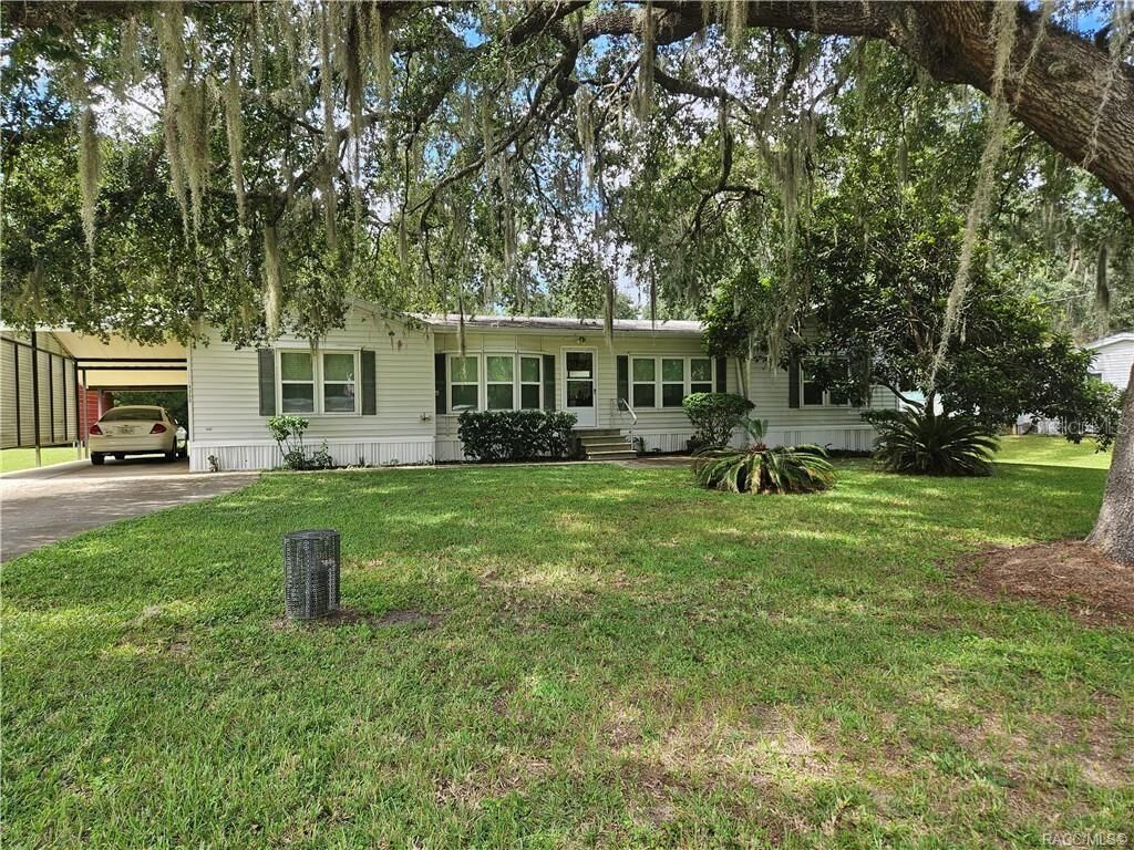 Property Photo:  4360 N Weewahi Point  FL 34428 