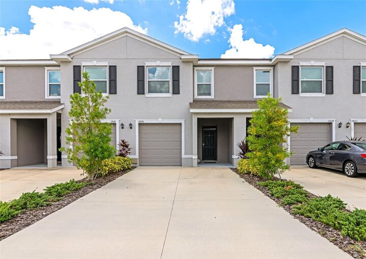 Property Photo: 17645 Crescent Moon Loop FL 34211