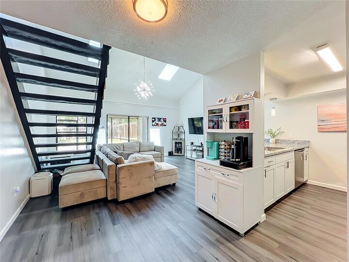 Property Photo: 2832 Hunt Club Lane FL 32826