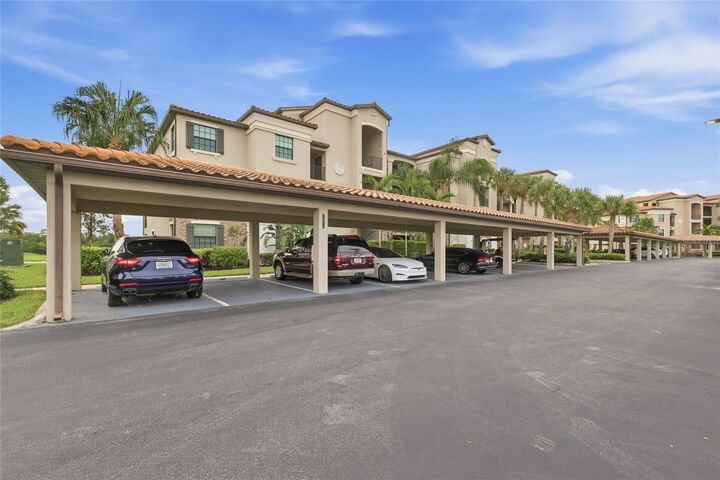 Property Photo:  16814 Vardon Terrace 304  FL 34211 