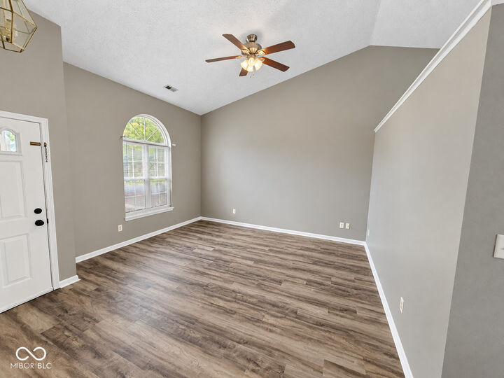 Property Photo:  12915 Longleaf Lane  IN 46038 