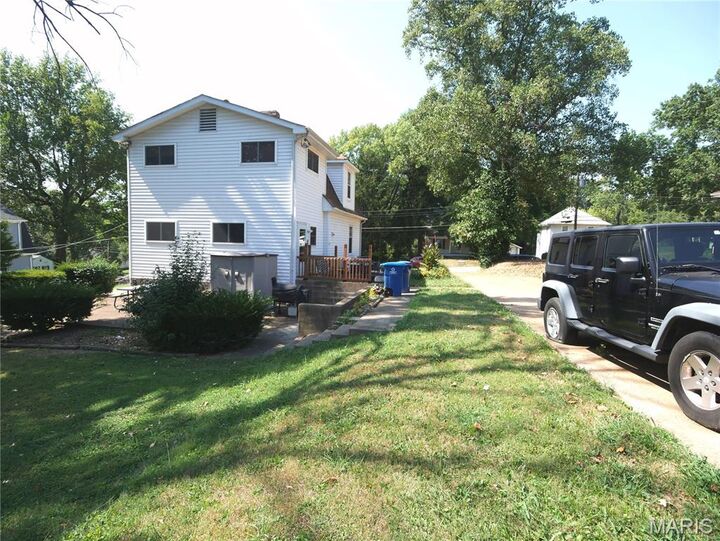 Property Photo:  234 Georgia Avenue  MO 63135 