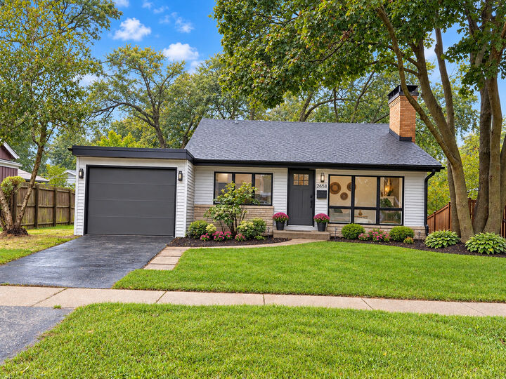 Property Photo:  2658 Crawford Avenue  IL 60201 