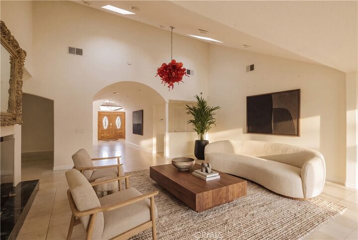 Property Photo:  18841 Pasadero Drive  CA 91356 