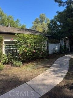 Property Photo:  2 Strawberry Lane  CA 90274 