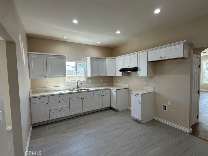 Property Photo:  261 Kendall Avenue  CA 92410 