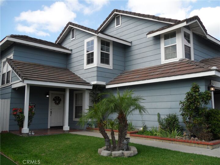Property Photo: 9562 Montana Calva Circle CA 90660