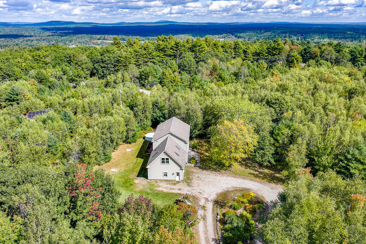 Property Photo:  2 Blueberry Lane  ME 04915 