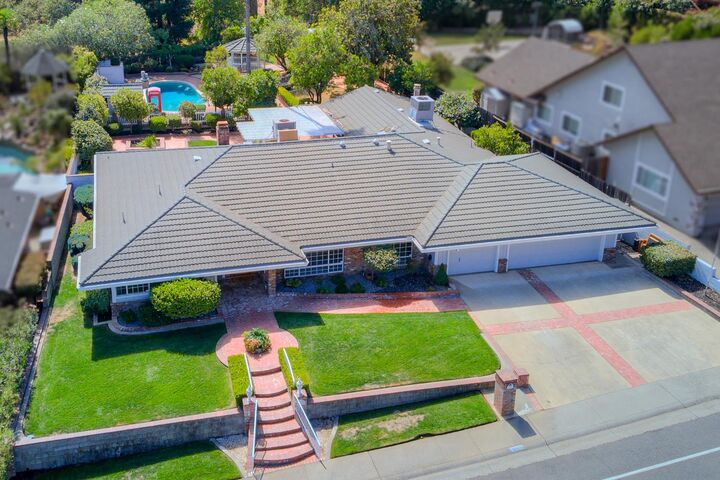 Property Photo: 9260 Winding Oak Drive CA 95628