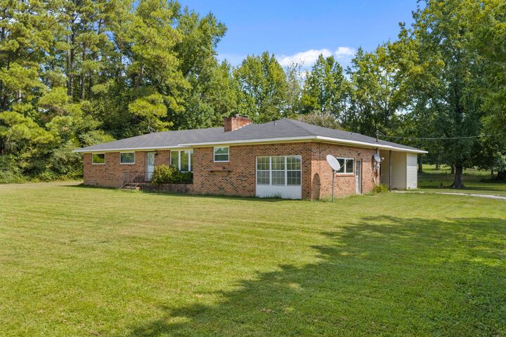Property Photo:  2000 County Road 259  AL 35633 