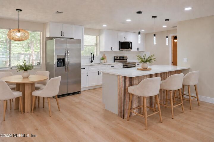 Property Photo: 5147 Broken Arrow Drive N FL 32244