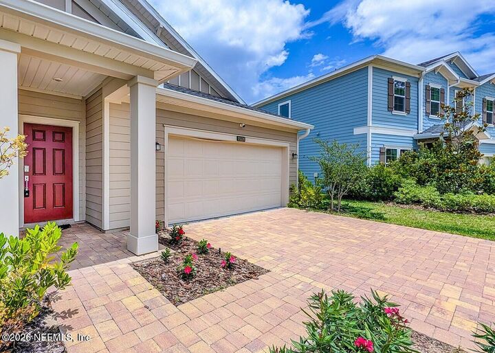 Property Photo:  15524 Creek Edge Court  FL 32218 