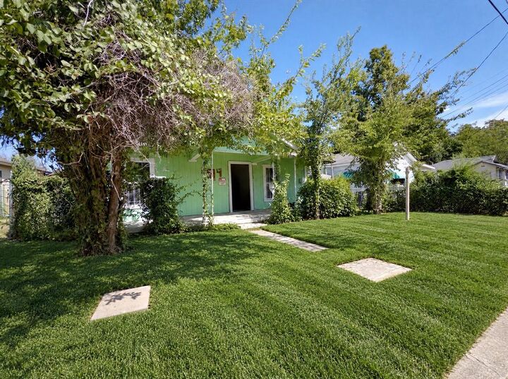 Property Photo: 4514 Spring Garden Street TX 75215