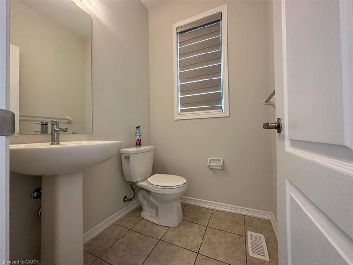 Property Photo:  61 Anderson Road Upper  ON N3T 0S2 