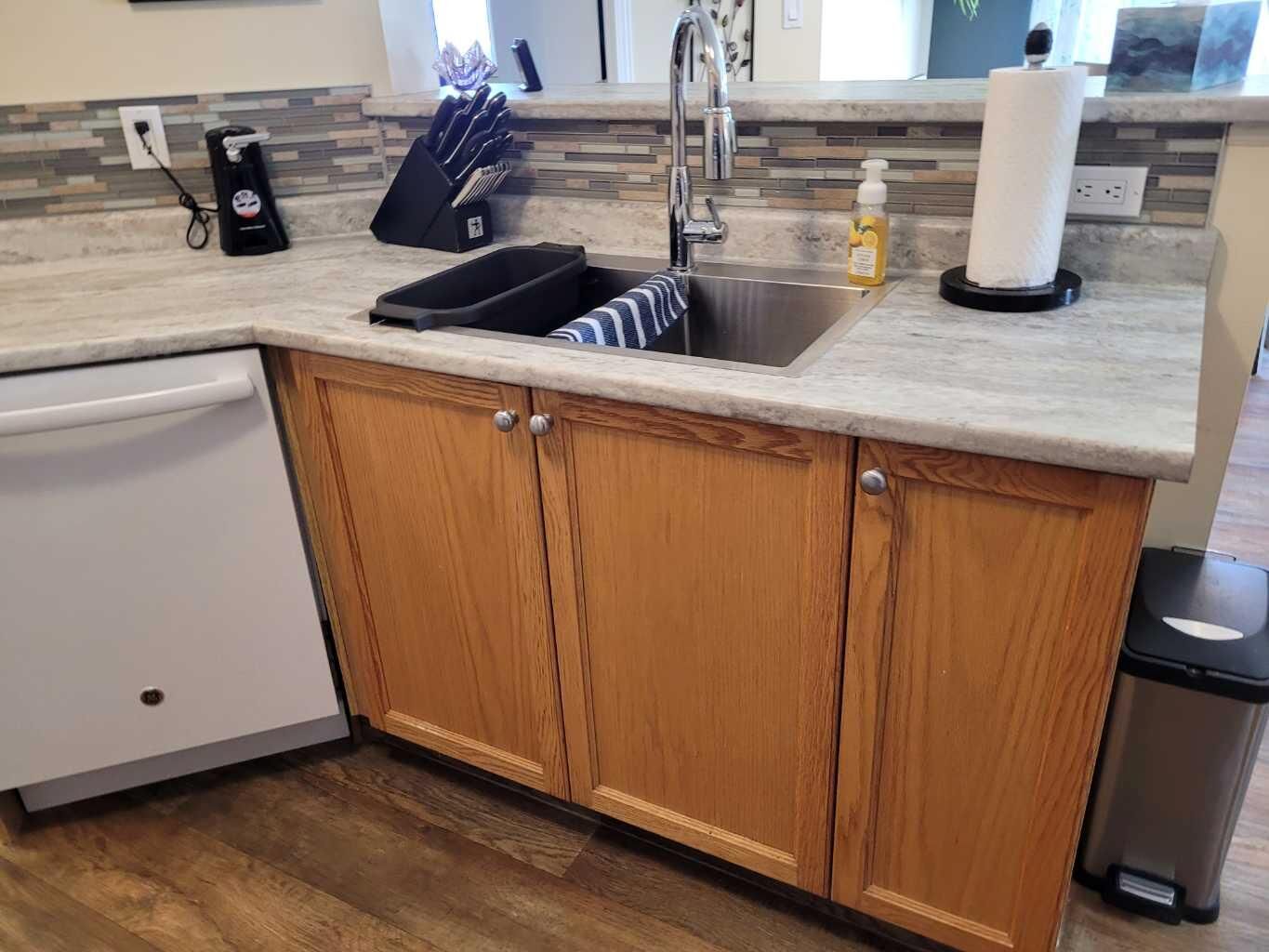 Property Photo: 1632 Saamis Drive NW 320 AB T1C 4X3