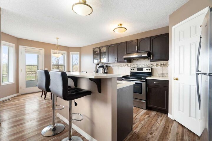 Property Photo:  459 Citadel Meadow Bay NW  AB T3G 4Z2 