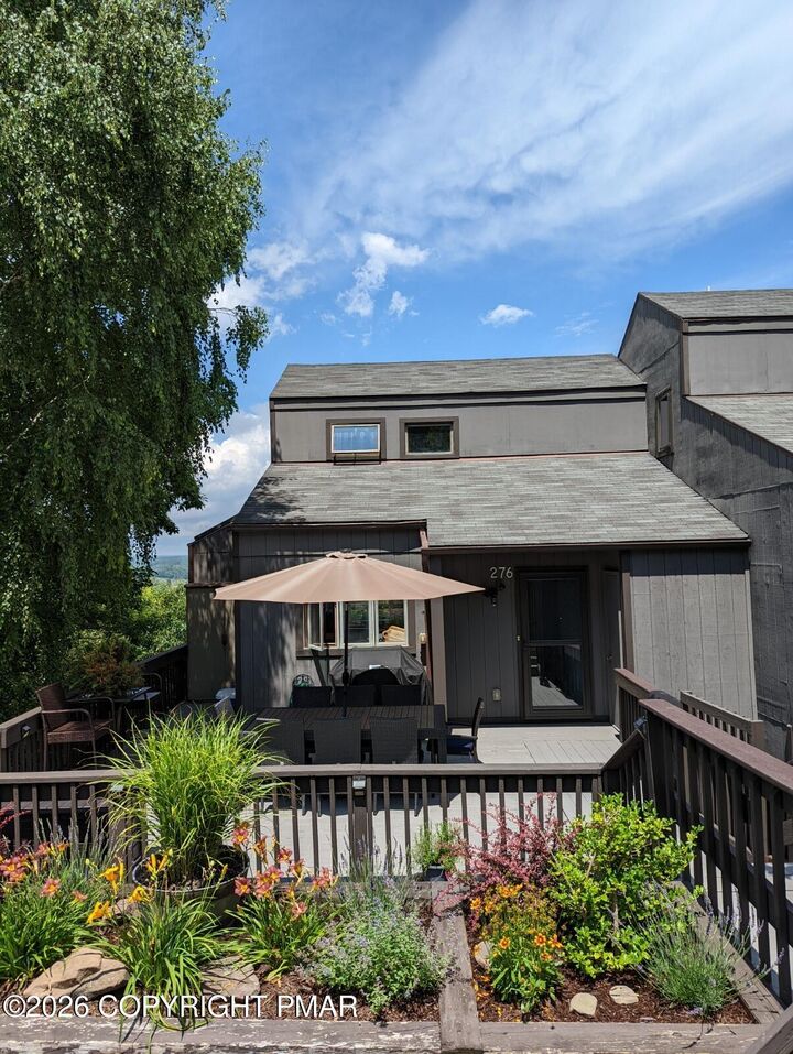 Property Photo:  276 Overlook Way  PA 18372 